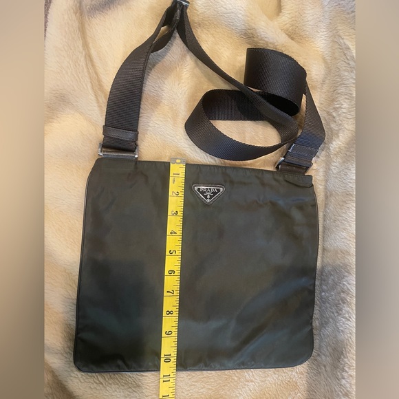 Prada Nylon Crossbody/Shoulder bag in Army Green - Picture 10 of 13